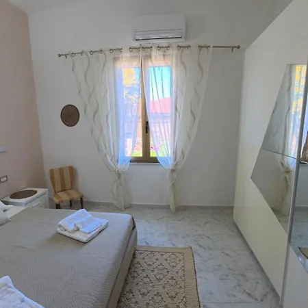 Domo Mariste Apartament La Maddalena (Sassari)
